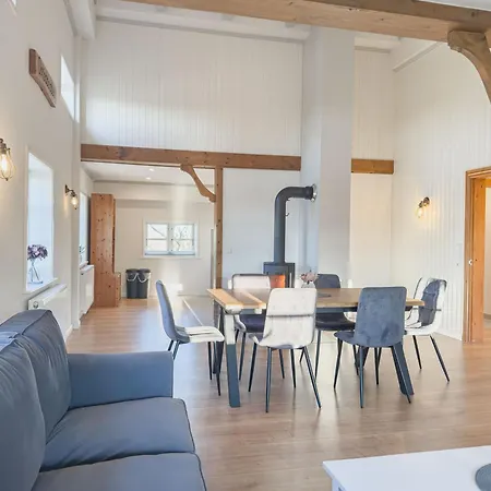 Hyltoft Apartment *